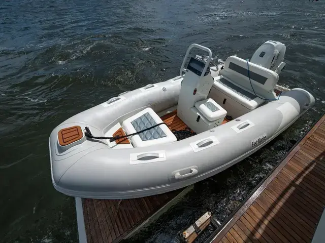 Prestige 55'