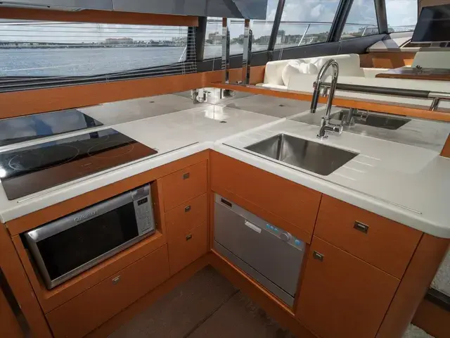 Prestige 55'