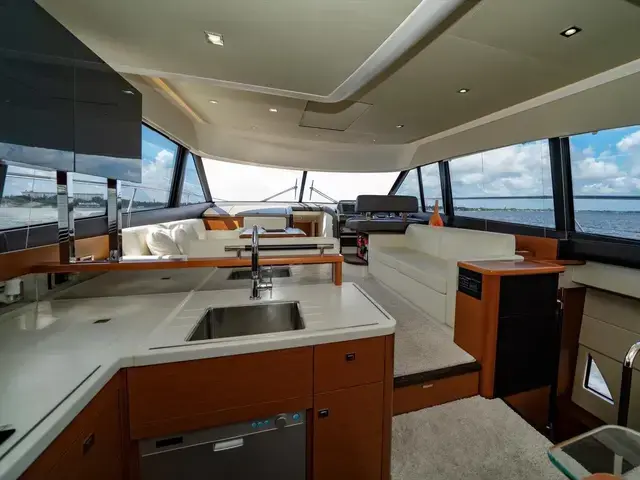 Prestige 55'