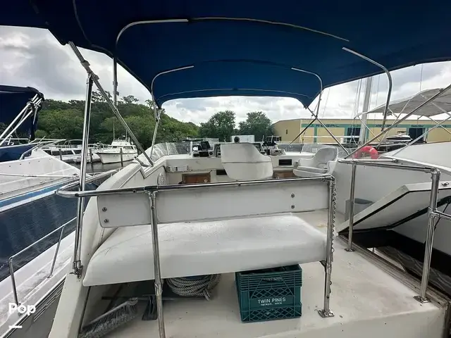 Chris-Craft 362 Catalina