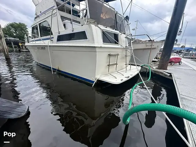 Chris-Craft 362 Catalina