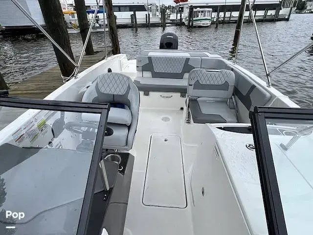 Bayliner Vr6