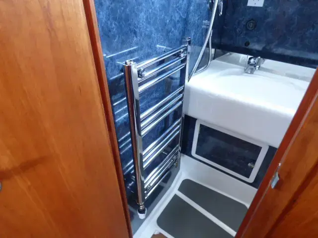 Haines 320 Aft Cabin