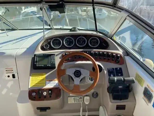 Chaparral 300 Signature