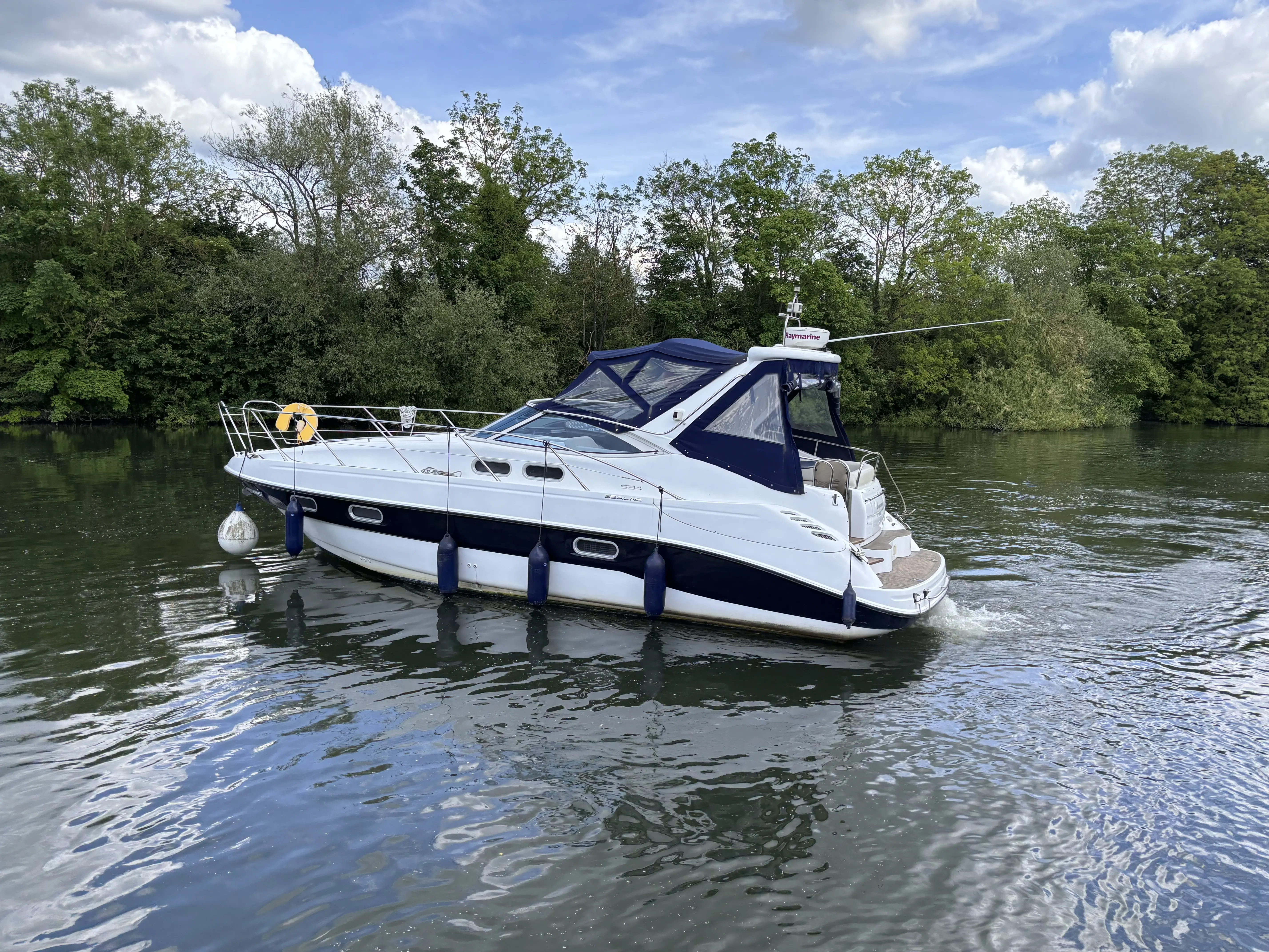 2003 Sealine s34