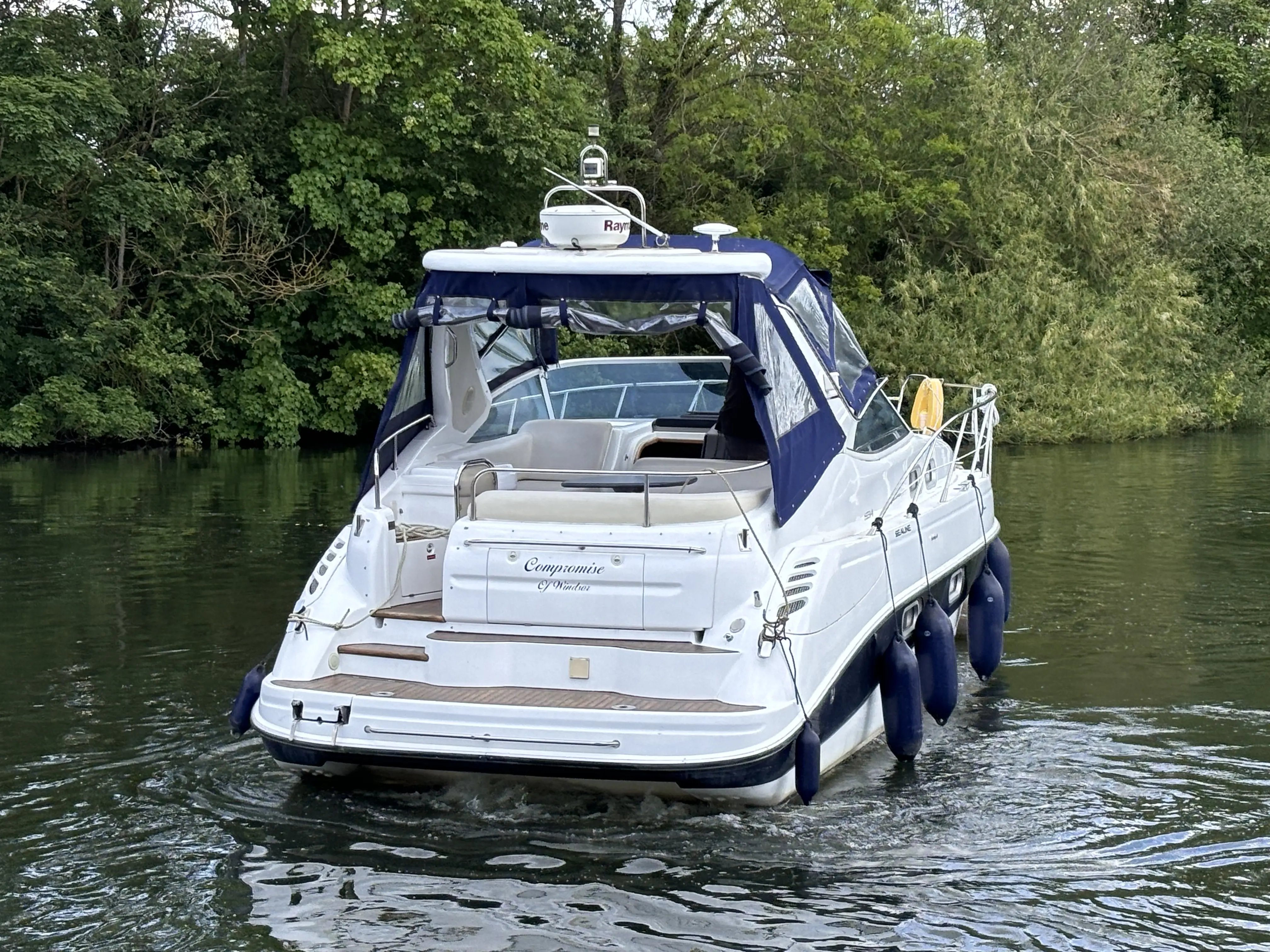 2003 Sealine s34