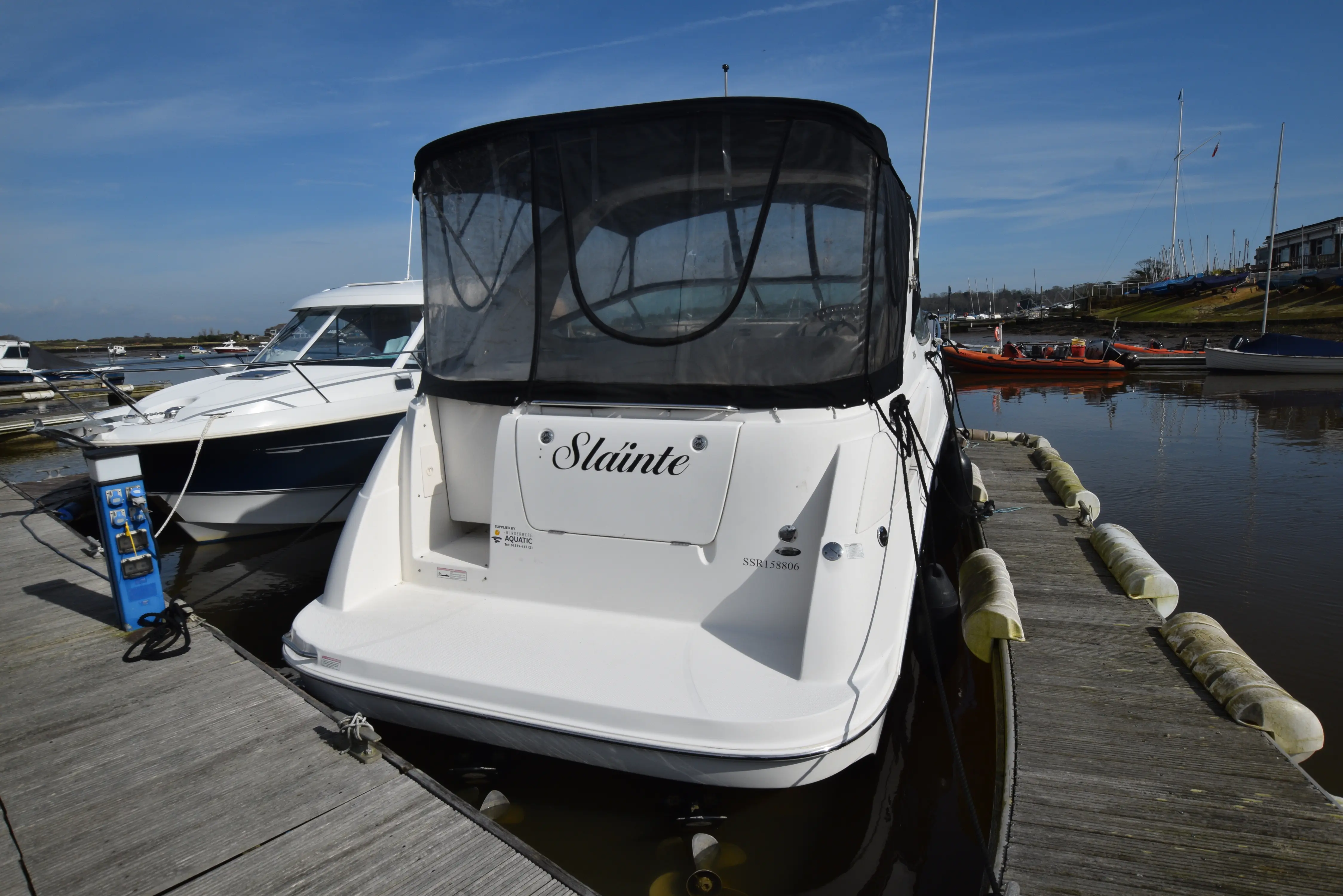 2011 Bayliner 315 sports cruiser