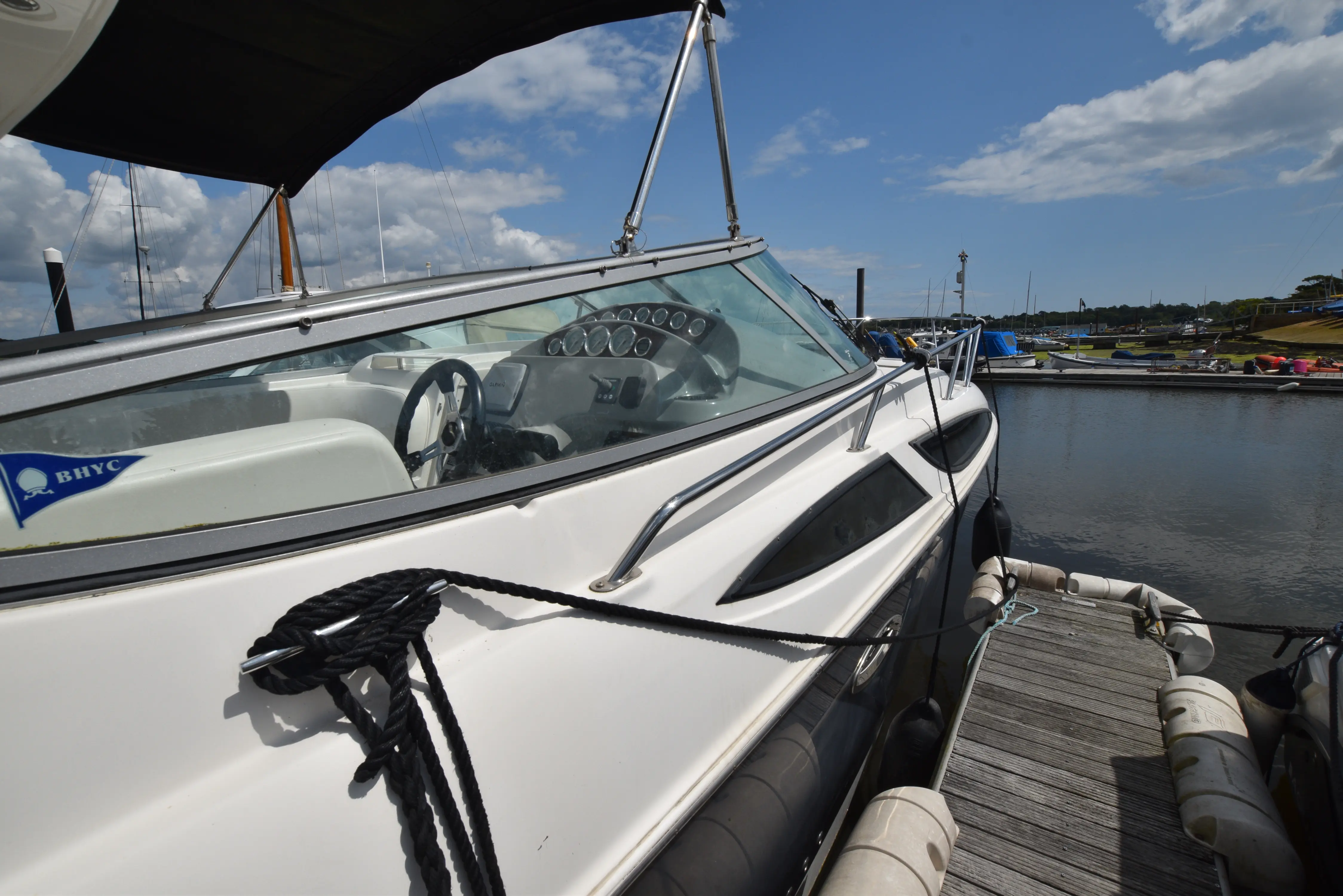 2011 Bayliner 315 sports cruiser