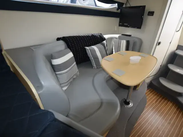 Bayliner 315 Cruiser