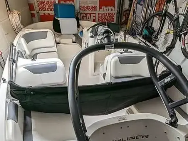 Bayliner Element E18