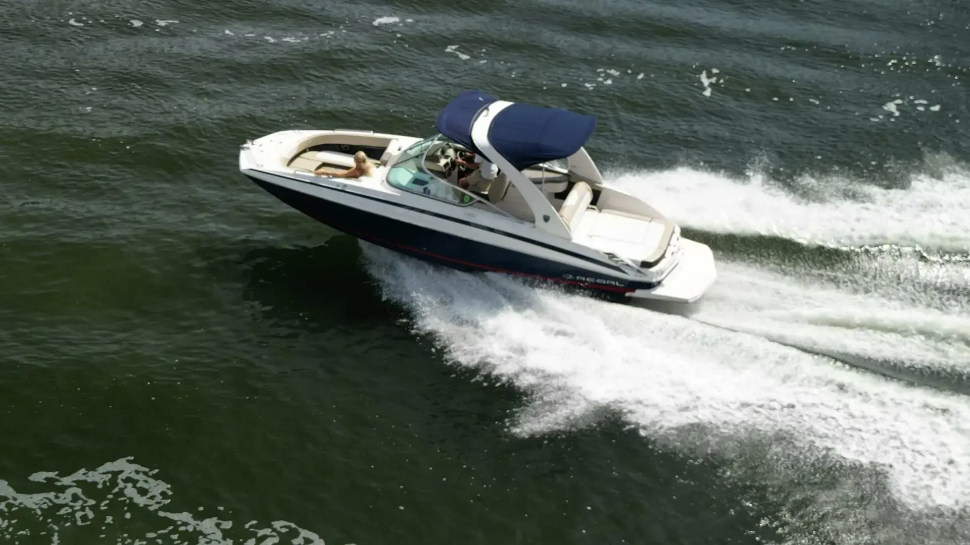 2014 Regal bowrider 2700