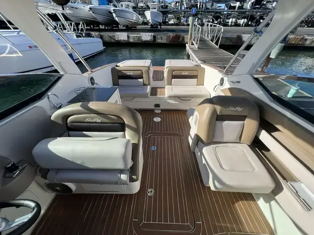 Sea Ray 300 SLX