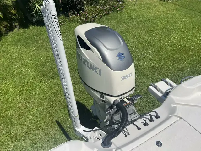 Blue Wave Boats 2800 Pure Hybrid