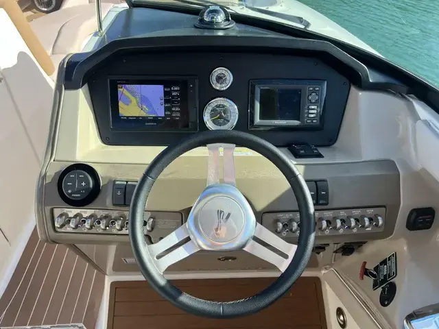 Sea Ray 300 SLX