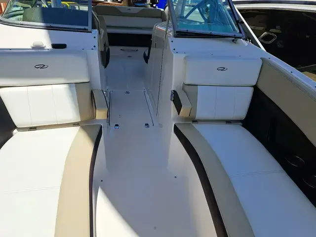 Regal 2700 Bowrider