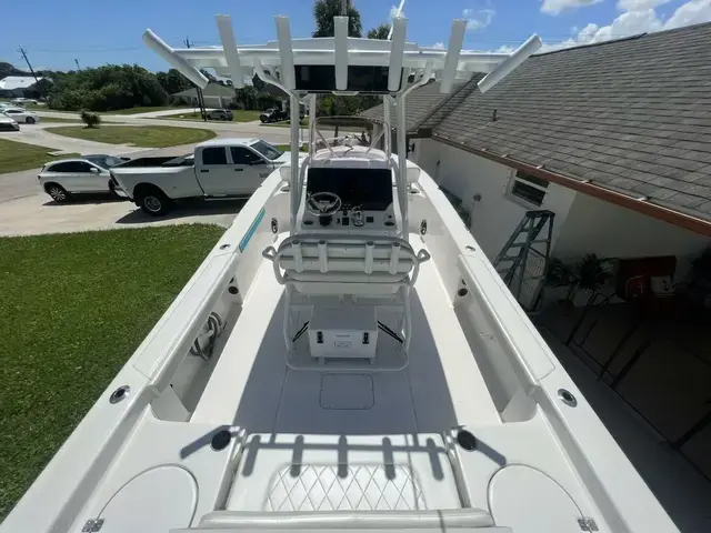 Blue Wave Boats 2800 Pure Hybrid