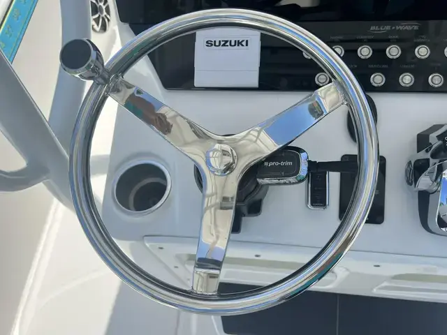 Blue Wave Boats 2800 Pure Hybrid