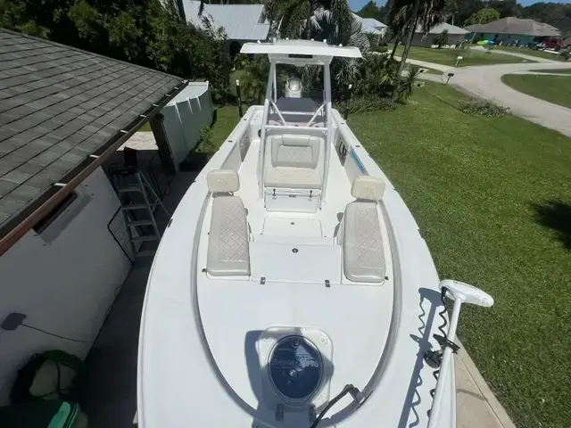 Blue Wave Boats 2800 Pure Hybrid