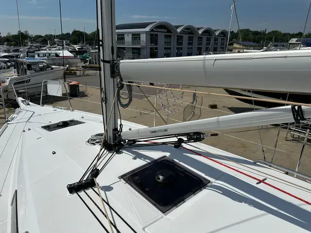 Jeanneau Sun Odyssey 350