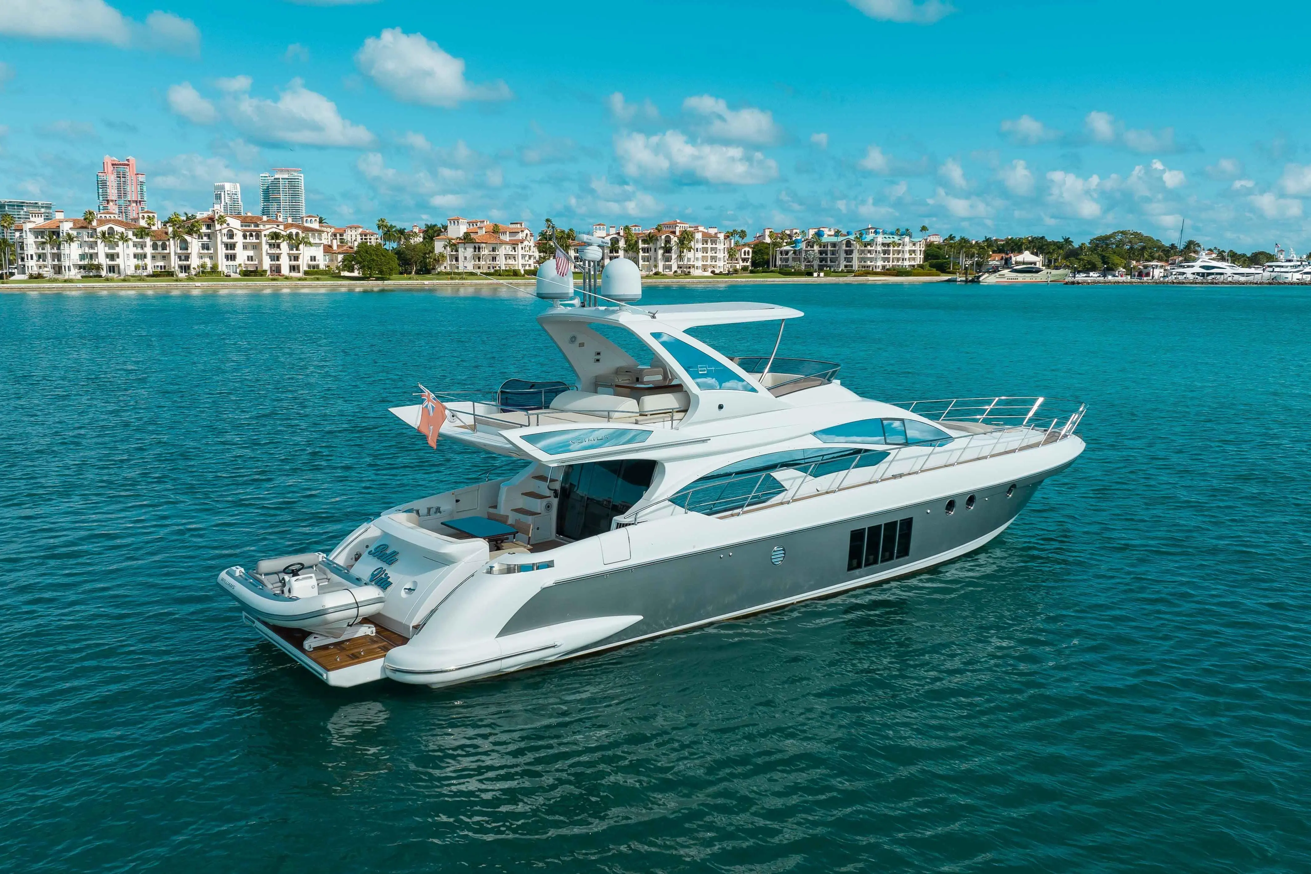 2015 Azimut 64'