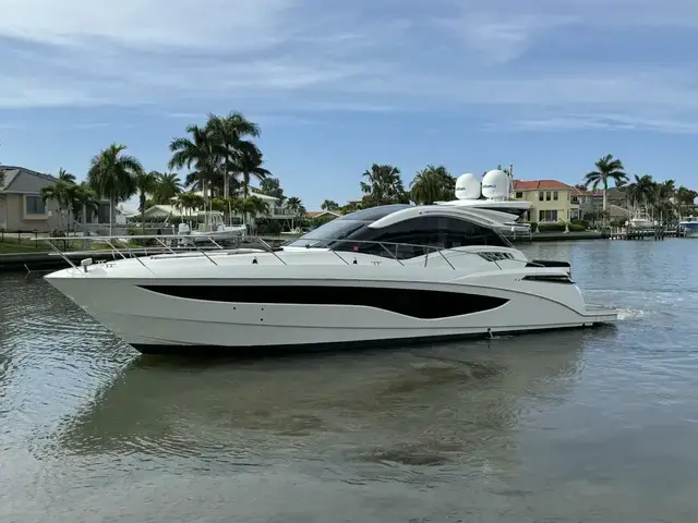 Galeon 485 HTS