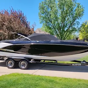 2017 Scarab Boats 255 Platinum