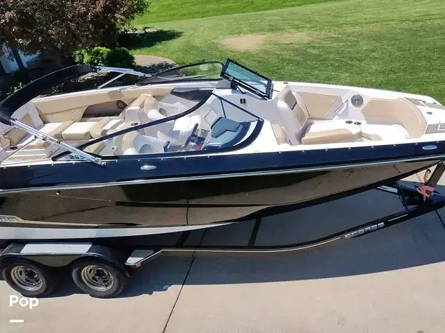 Scarab 255 Platinum Se