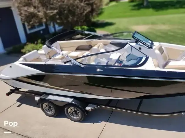 Scarab 255 Platinum Se