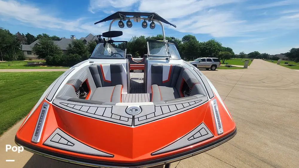 2018 Nautique g25