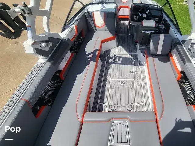 Nautique G25