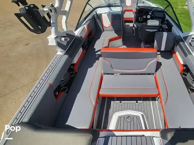 Nautique G25