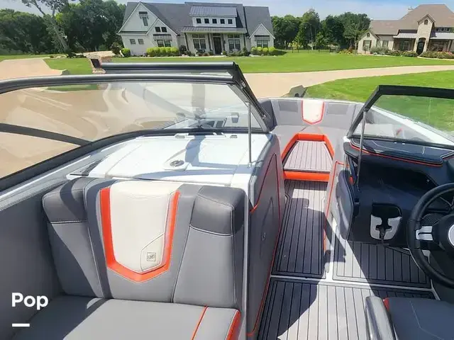 Nautique G25