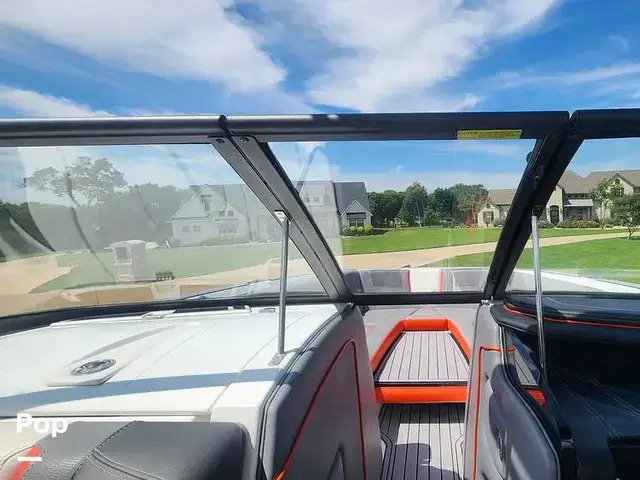 Nautique G25