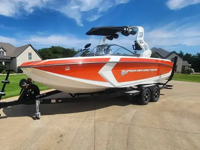 Nautique G25