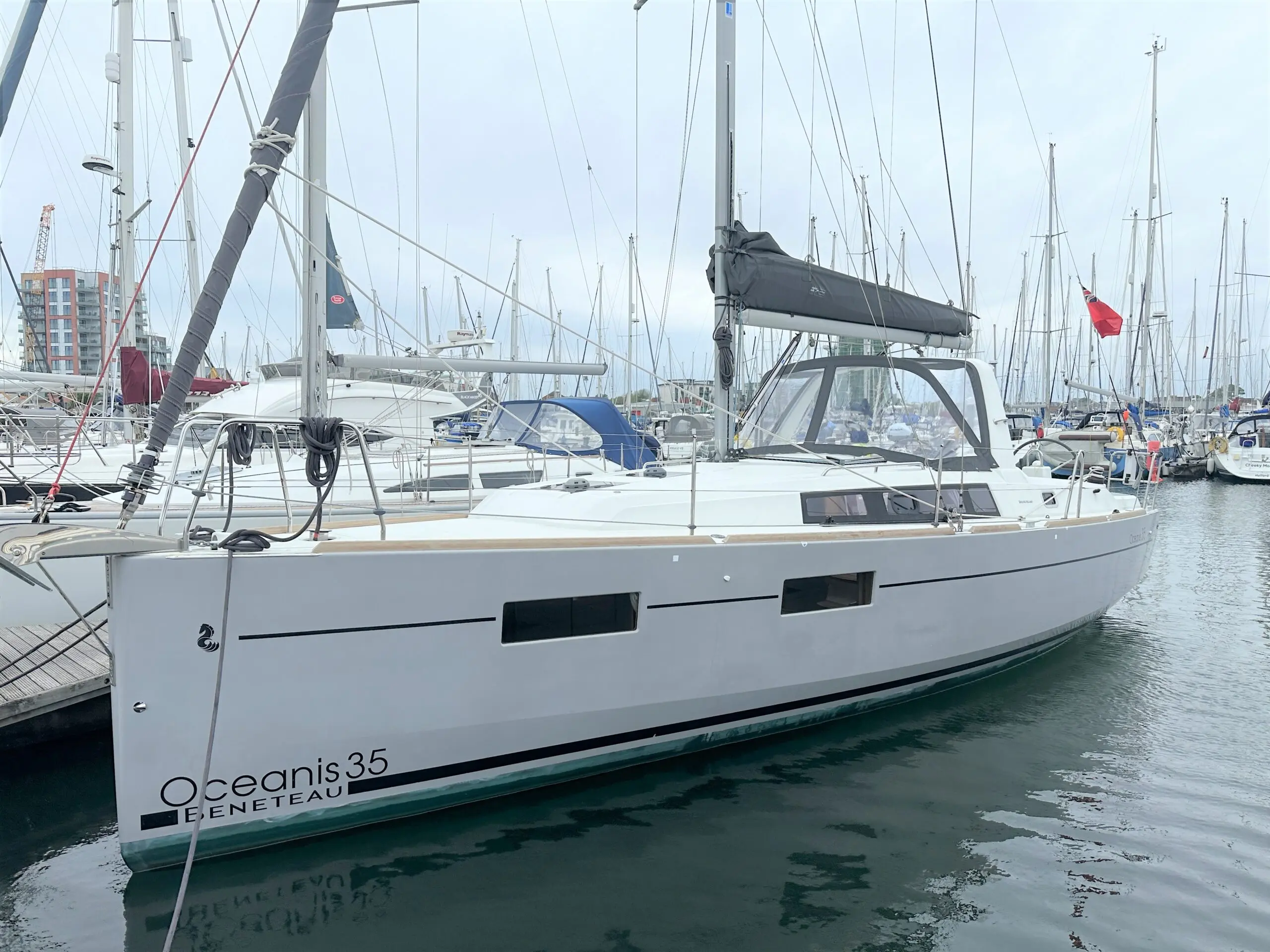 2015 Beneteau oceanis 35