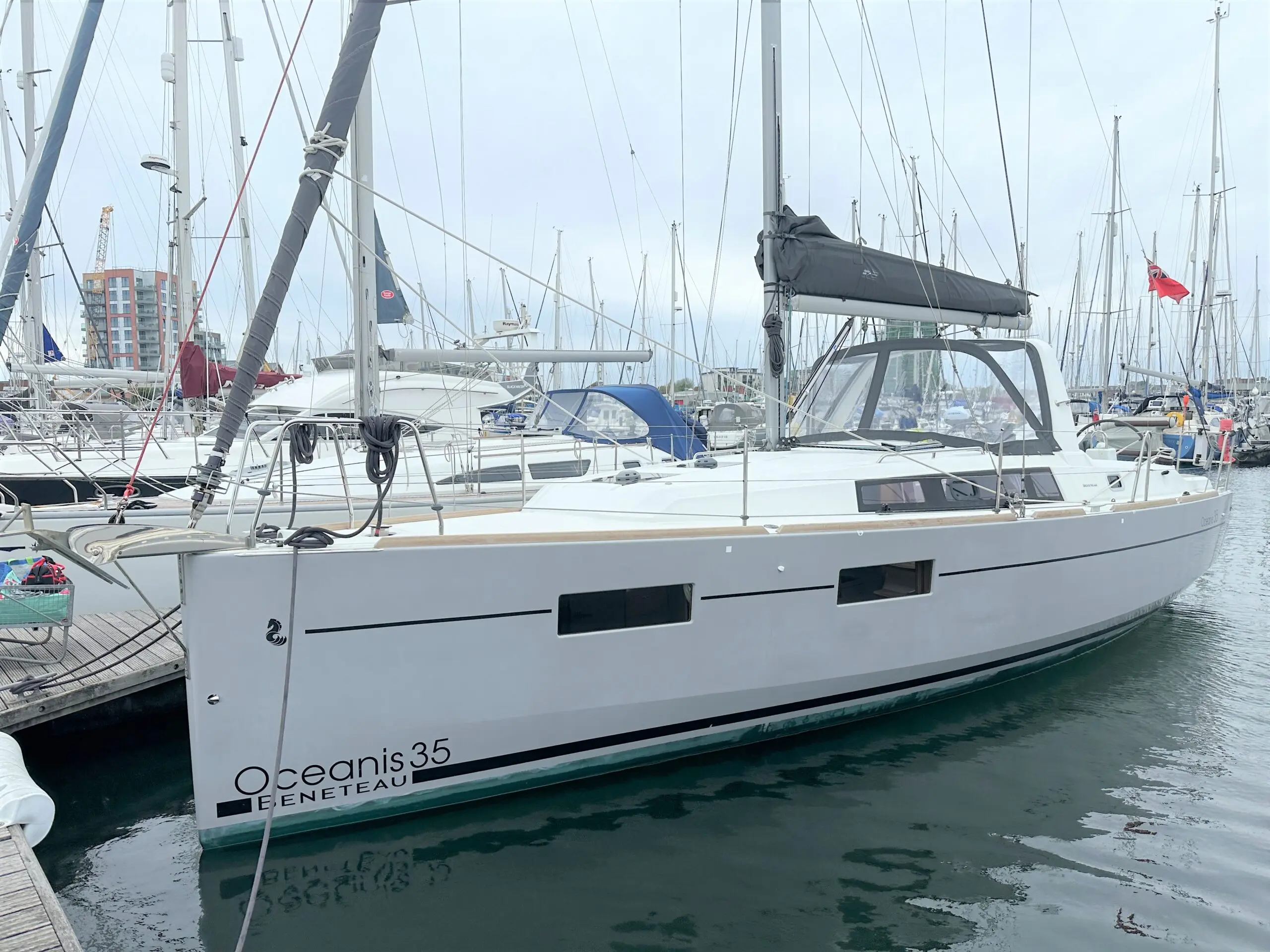 2015 Beneteau oceanis 35