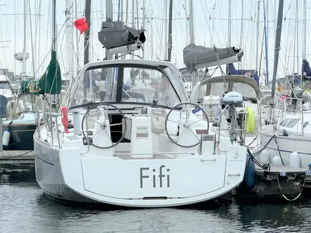 Beneteau Oceanis 35