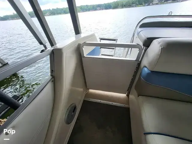 Harris Boats 250 Crowne