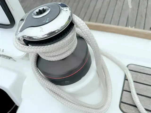 Beneteau Oceanis 35