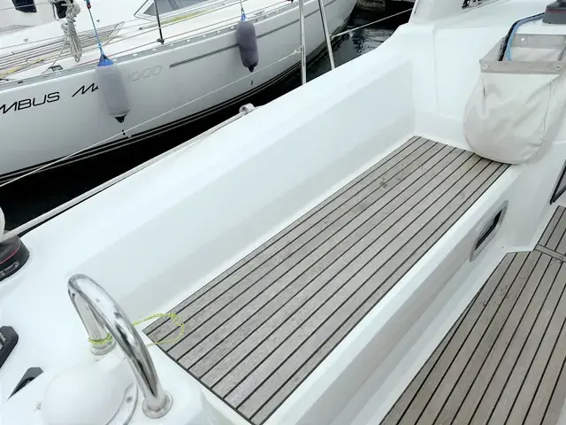 Beneteau Oceanis 35