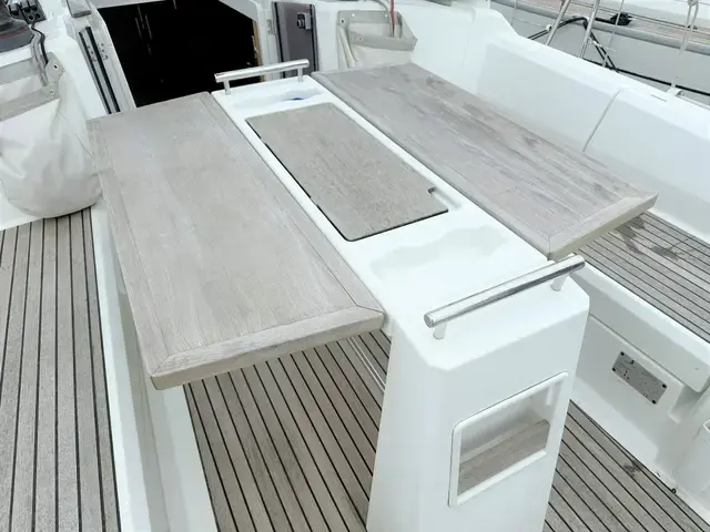 Beneteau Oceanis 35