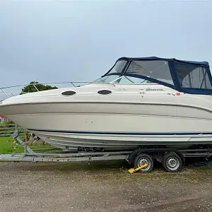 2000 Sea Ray Sundancer 240