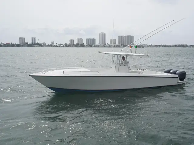 Contender Boats 36 Cuddy