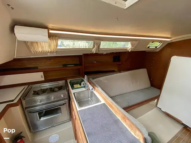 Catalina 30