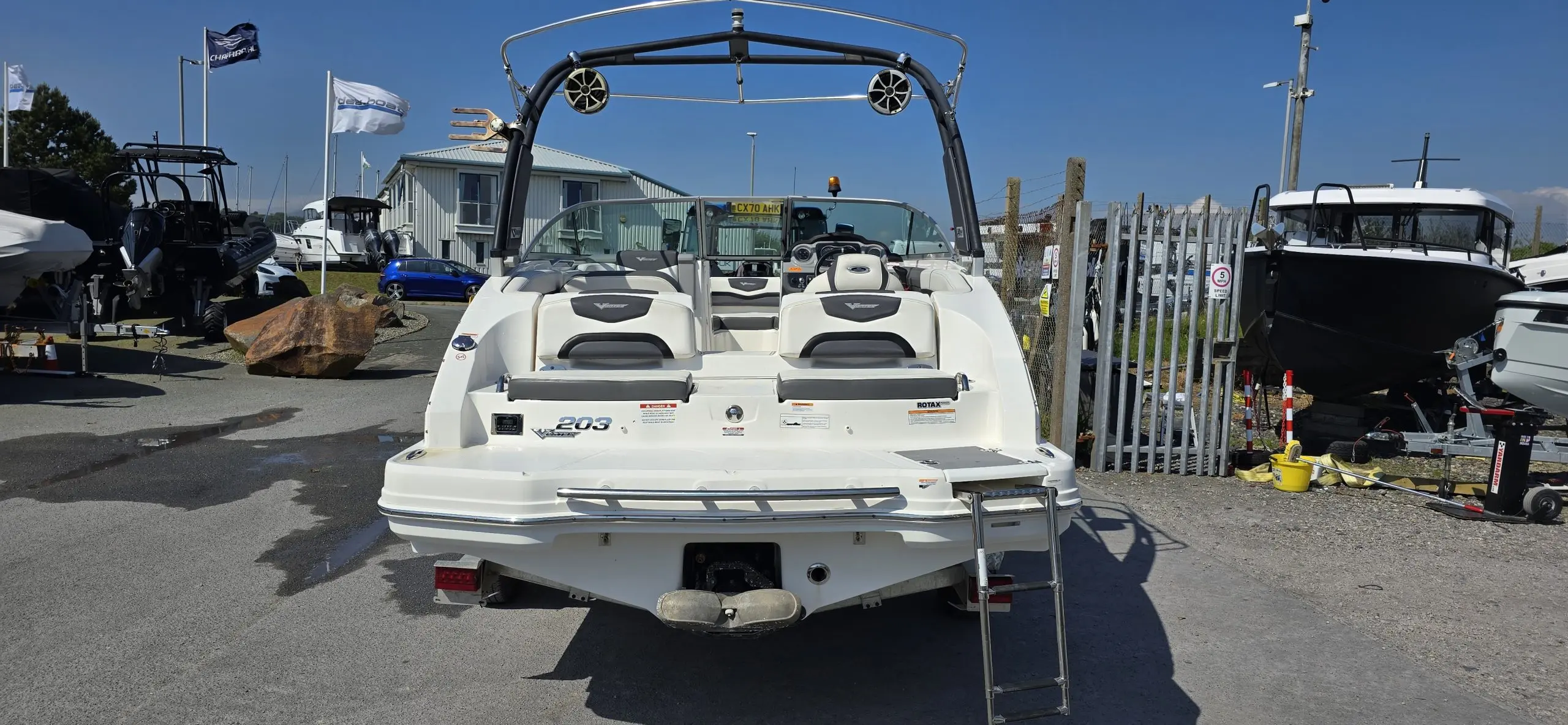 2015 Chaparral 203 vrx