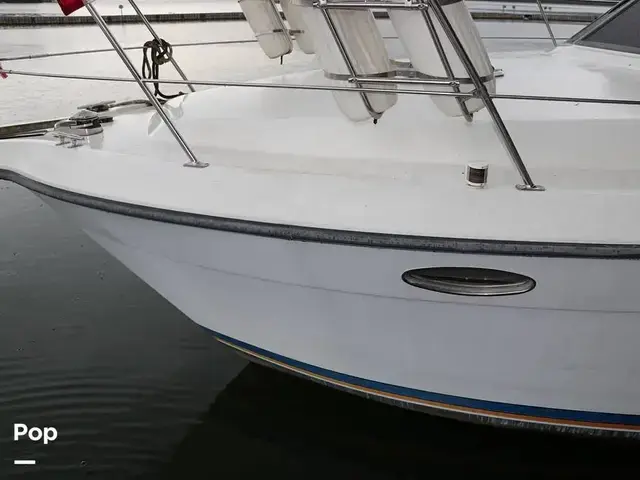 Carver 390 Aft Cabin Motor Yacht