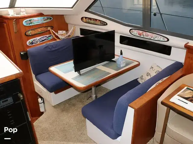 Carver 390 Aft Cabin Motor Yacht