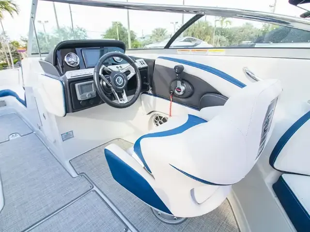 Crownline 270 Xss