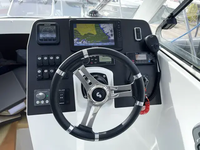 Beneteau Antares 8