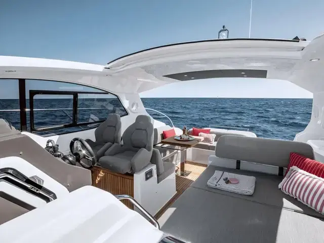 Azimut Atlantis 45